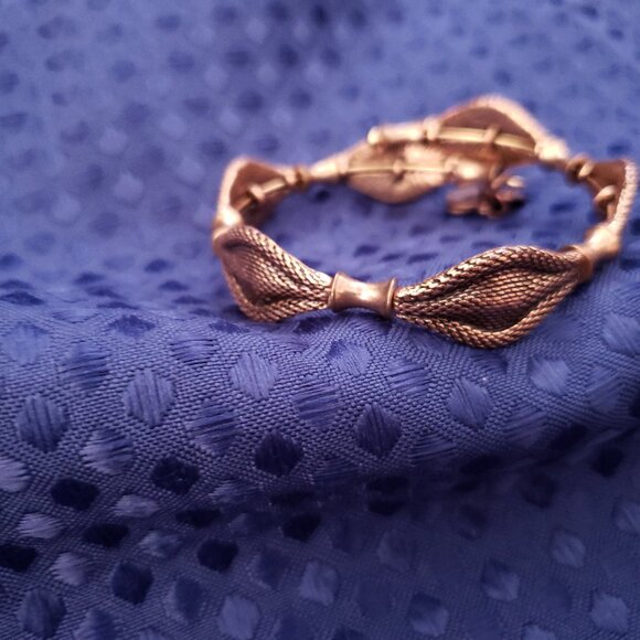 Alex & Ani Beaded Gold Wrap Flexible Vintage Sixty Six   ☮️💟☮️💟☮️  A-308 - Picture 2 of 3